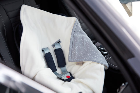 Decke für Babyschale Winter Musselin grau Punkte