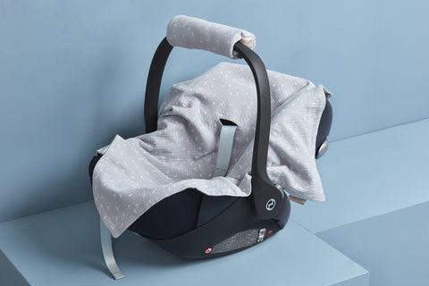 Babydecke für Babyschale Sommer Musselin grau Pusteblumen