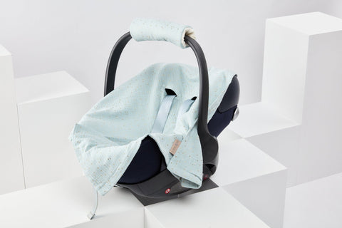 Babydecke für Babyschale Sommer aus Musselin – Musselin goldene Punkte auf Grün, Anwendung