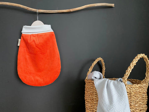 Farbe oder Motiv: Orange Reinorange