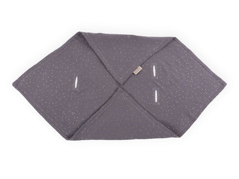 Babydecke für Babyschale Sommer aus Musselin – Musselin goldene Punkte auf Grau, Produktansicht