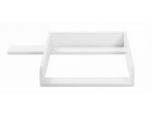 Der KraftKids Wickelaufsatz weiß, passend für 108 cm breite HEMNES Kommode Blende und eine Wickelfläche von 50 x 70 cm, wird als minimalistischer weißer Aufsatzrahmen mit offener Seite auf schlichtem Hintergrund gezeigt.