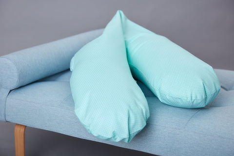 qualitäts Stillkissen weiße Punkte auf Mint